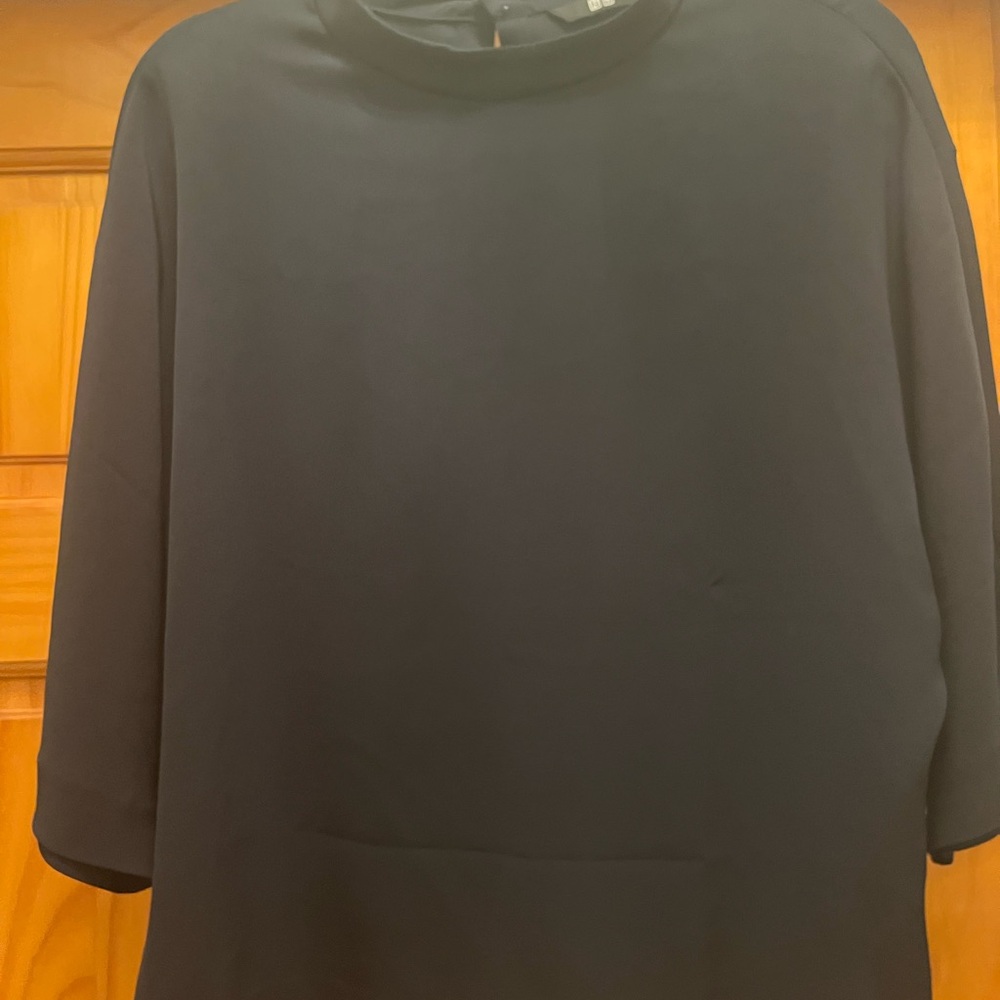 Uniqlo Black Crewneck Button-Back Top